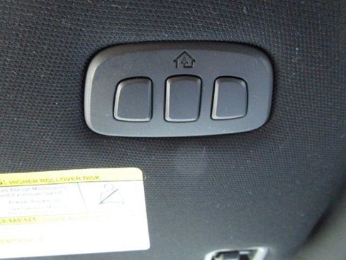 Used 2022 Ford Expedition Max Platinum AWD/4WD image 25