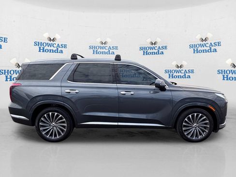 Used 2023 Hyundai Palisade Calligraphy w/ Cargo Package FWD image 6