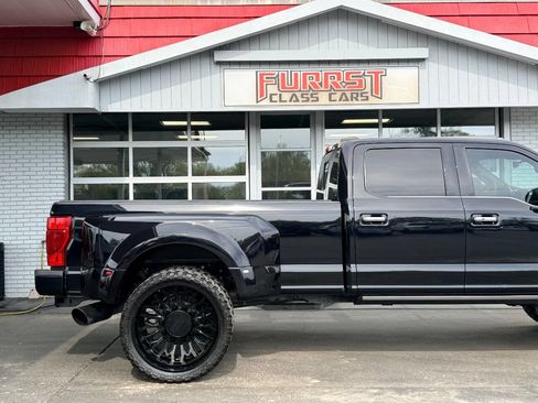 Used 2021 Ford F450 Platinum w/ FX4 Off-Road Package image 11