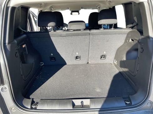 Used 2023 Jeep Renegade Latitude image 22