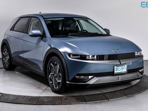 Used 2024 Hyundai Ioniq 5 SEL image 1