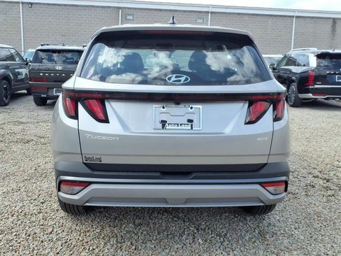 New 2026 Hyundai Tucson SE AWD/4WD image 4