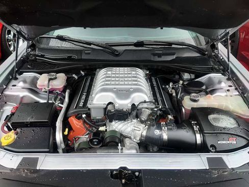 Used 2016 Dodge Challenger SRT Hellcat image 25