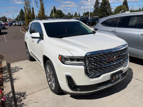 Used 2023 GMC Acadia Denali w/ Denali Ultimate Package AWD/4WD image 4