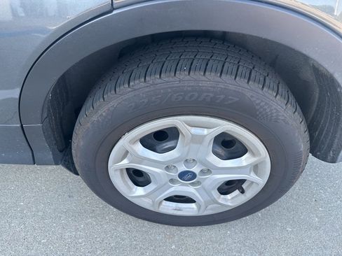 Used 2019 Ford Escape S image 19