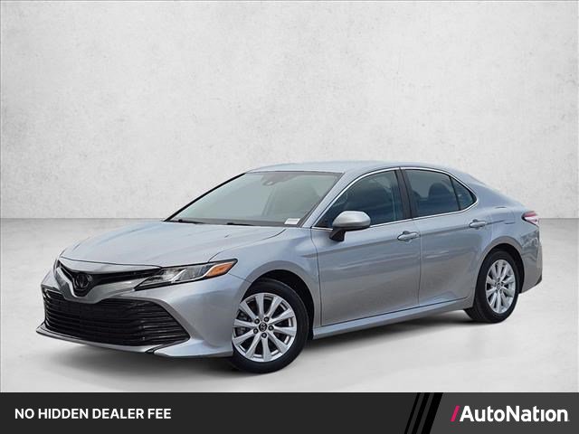Used 2019 Toyota Camry LE FWD image 1