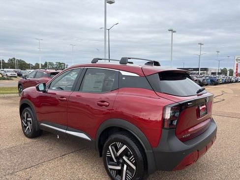 New 2026 Nissan Kicks SV w/ SV Premium Package image 2