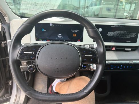 Used 2023 Hyundai Ioniq 5 SEL RWD image 13