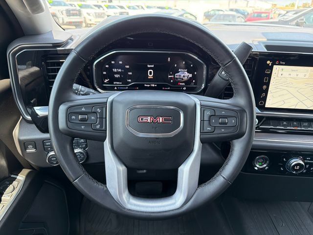 Used 2024 GMC Sierra 1500 SLT AWD/4WD image 10