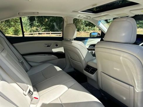 Used 2014 Acura RLX w/ Technology Package FWD image 23