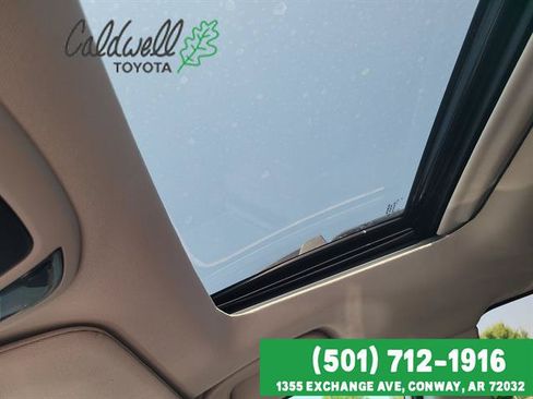 Used 2025 Subaru Outback Premium AWD/4WD image 19