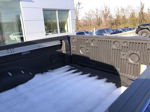 New 2026 Nissan Frontier SV w/ SV Convenience Package image 17