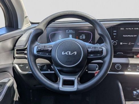 Used 2024 Kia Sportage LX AWD/4WD image 13