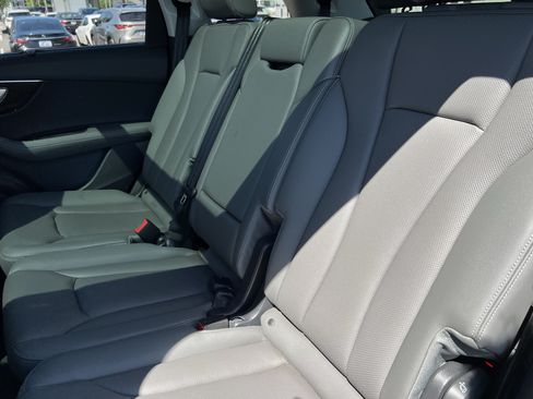 Used 2026 Audi Q7 3.0T Premium Plus w/ Premium Plus Package AWD/4WD image 33