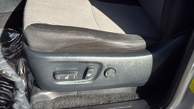 Used 2022 Toyota 4Runner SR5 RWD image 17