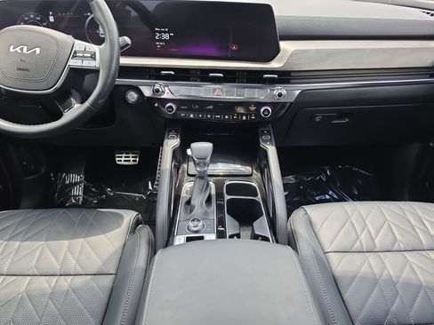 Certified 2025 Kia Telluride SX Prestige X-Line AWD/4WD image 15