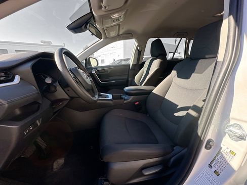 Used 2024 Toyota RAV4 LE image 12