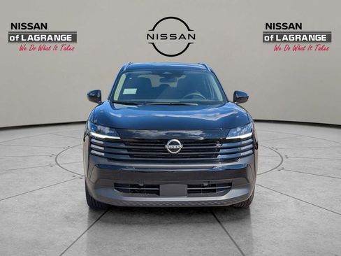 New 2026 Nissan Kicks SV image 2