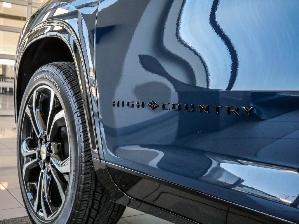 New 2027 Chevrolet Traverse High Country w/ LPO, Floor Liner Package AWD/4WD image 6
