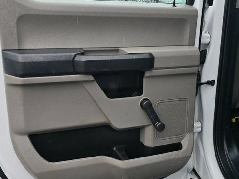 Used 2022 Ford F550 4x4 Crew Cab Super Duty image 15