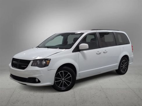 Certified 2018 Dodge Grand Caravan SXT w/ Driver Convenience Group image 1