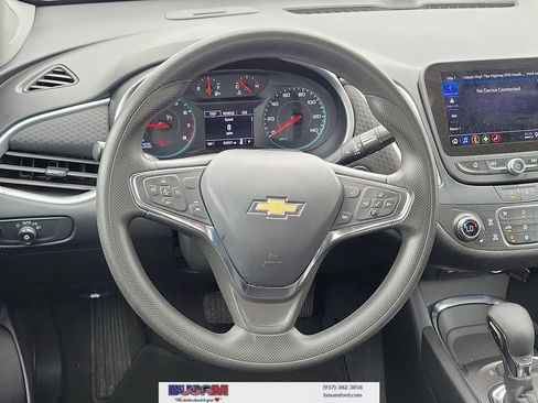 Used 2023 Chevrolet Malibu LT FWD image 18