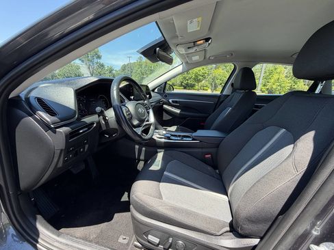 Used 2020 Hyundai Sonata SEL w/ Convenience Package FWD image 8