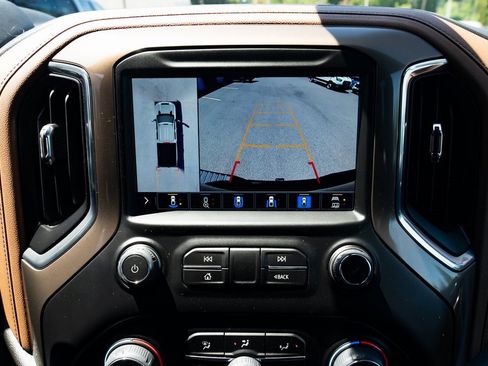 Used 2023 Chevrolet Silverado 3500 High Country w/ Z71 Off-Road Package image 16