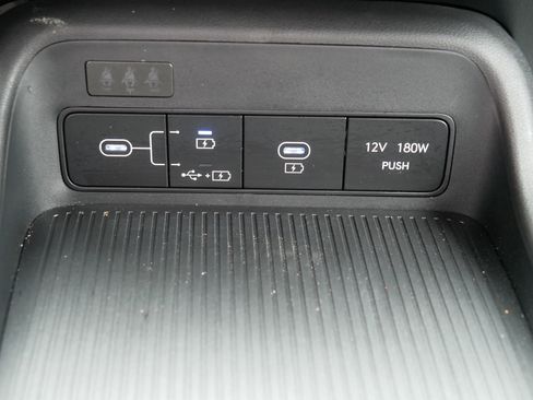 Certified 2025 Hyundai Kona SE AWD/4WD image 29