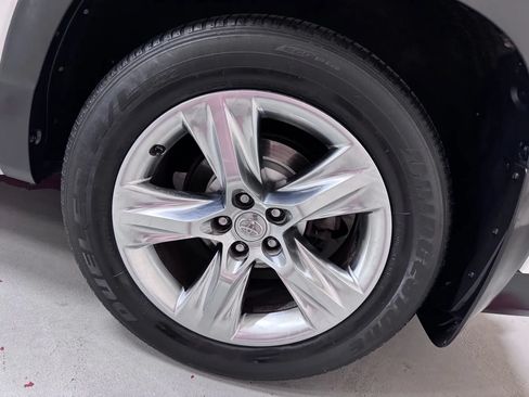 Used 2015 Toyota Highlander Limited Platinum AWD/4WD image 10