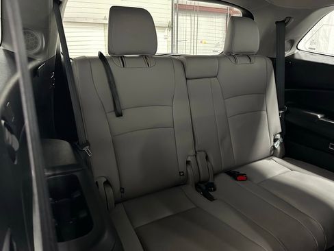 Used 2018 Honda Pilot Touring image 56