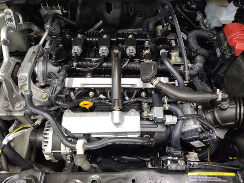 Used 2025 Nissan Versa S w/ Trunk Package FWD image 30