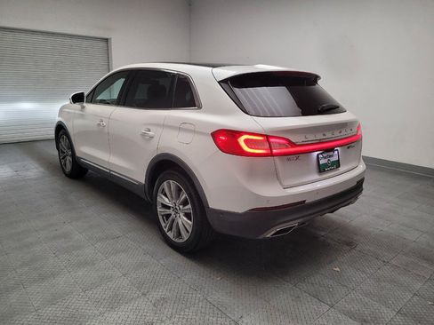 Used 2017 Lincoln MKX Reserve w/ Luxury Package AWD/4WD image 5