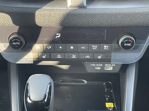 New 2026 Subaru Outback Limited image 25