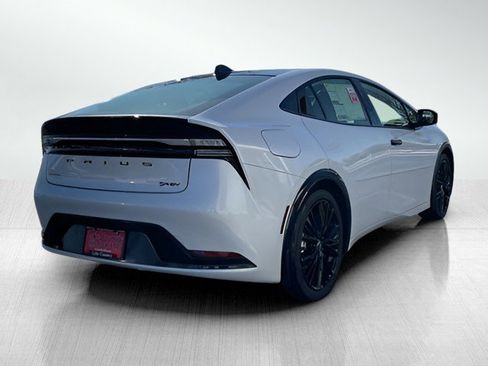 New 2026 Toyota Prius Plug-In Hybrid image 5