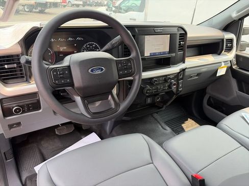 New 2026 Ford F550 2WD Regular Cab Super Duty image 10