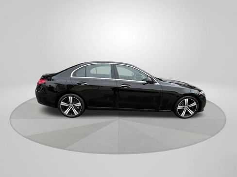 Used 2025 Mercedes-Benz C 300 4MATIC Sedan image 8