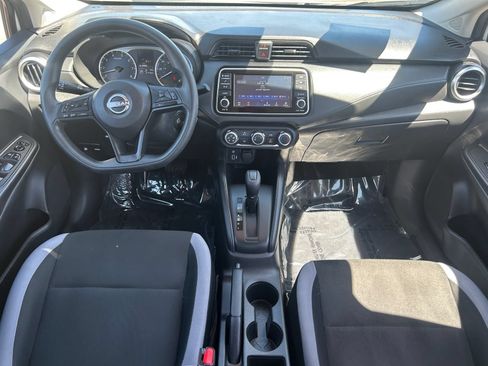 Used 2025 Nissan Versa S w/ Trunk Package FWD image 15