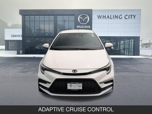 Used 2024 Toyota Corolla SE FWD image 2