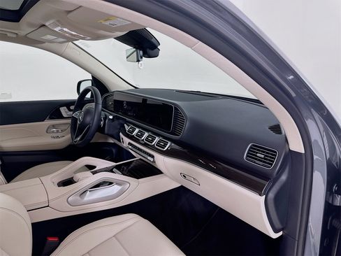Certified 2025 Mercedes-Benz GLE 350 4MATIC image 33