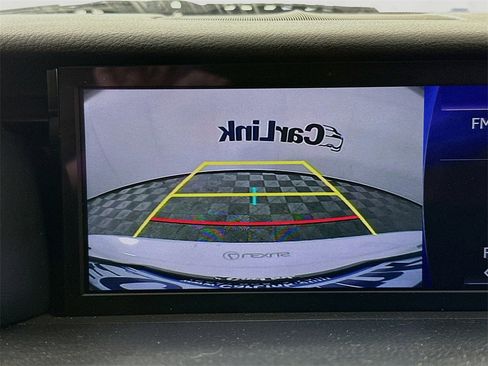 Used 2019 Lexus IS 350 image 17