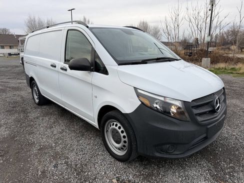 Used 2019 Mercedes-Benz Metris w/ Driver Comfort Package image 1