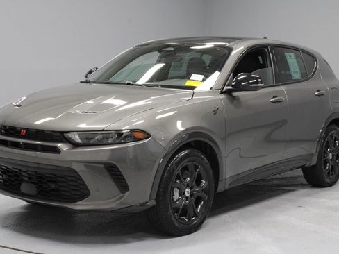 Used 2024 Dodge Hornet R/T Plus w/ Tech Pack Plus w/o Parking AWD/4WD image 8
