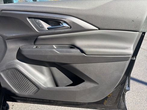 New 2026 Chevrolet Equinox EV LT image 27