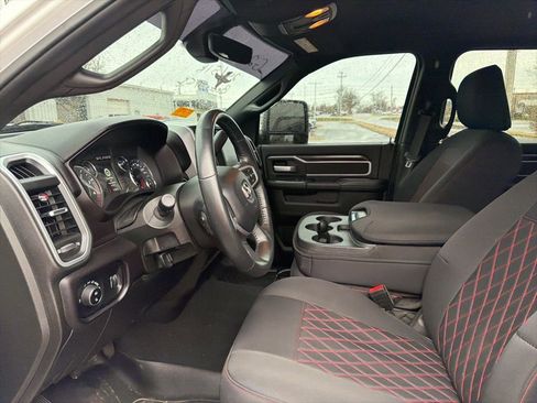 Used 2024 RAM 2500 Big Horn image 9