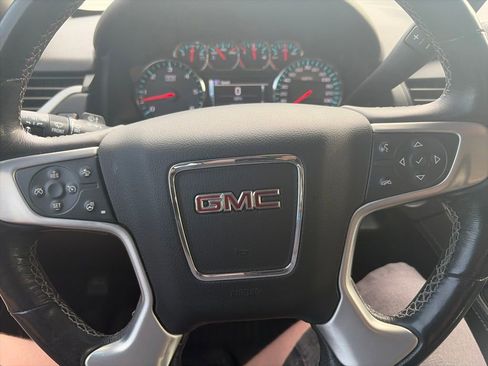Used 2018 GMC Yukon SLT AWD/4WD image 24