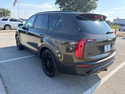 Used 2022 Kia Telluride EX w/ EX Premium Package AWD/4WD image 5