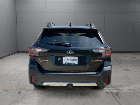 Used 2020 Subaru Outback Limited AWD/4WD image 4