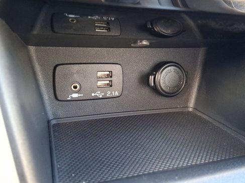 Used 2022 Subaru Forester Premium image 24