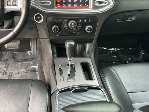 Used 2014 Dodge Charger R/T RWD image 11